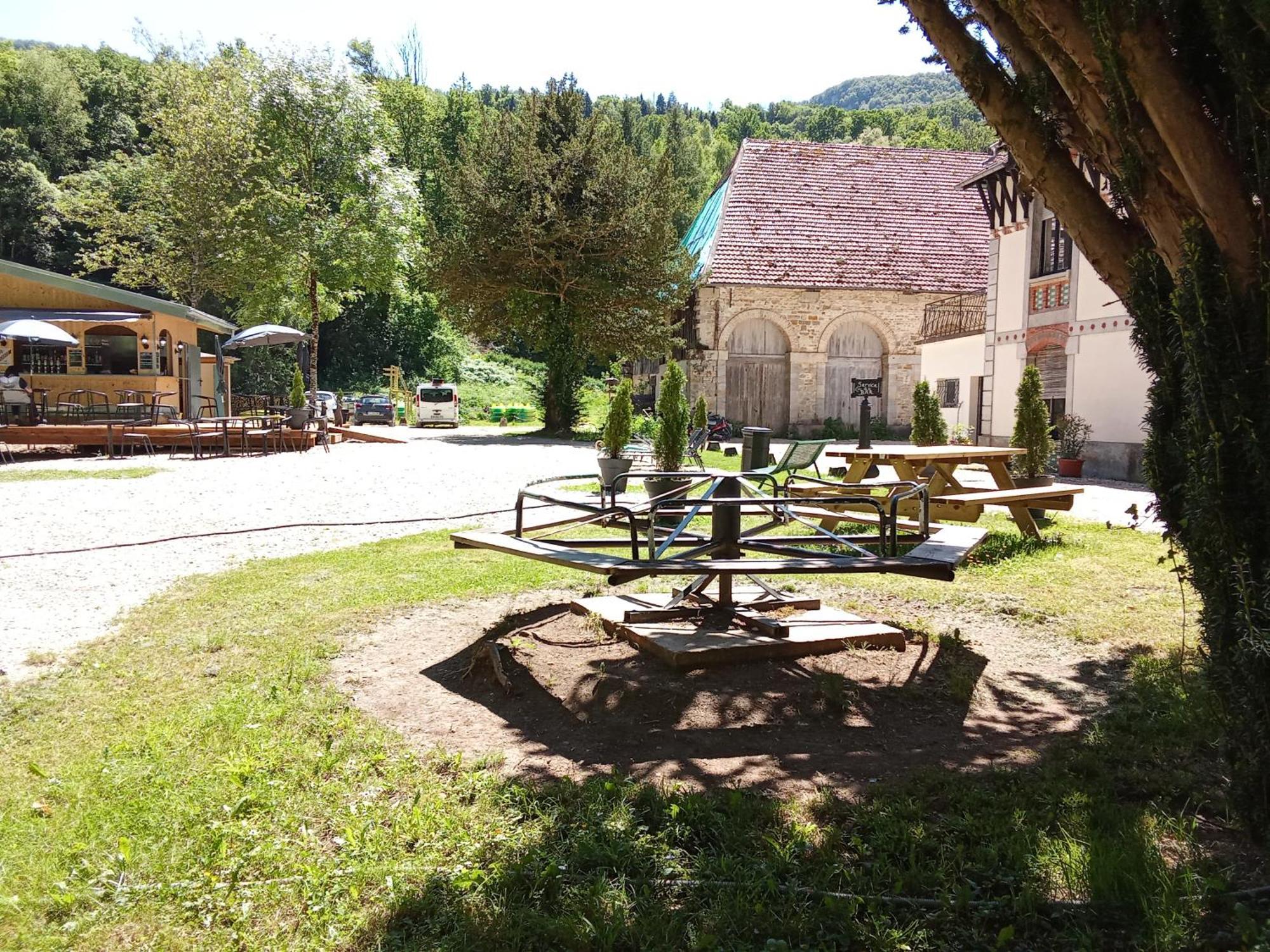 Best Price #B "Le Schiste" 7X Room Lods Luaran gambar